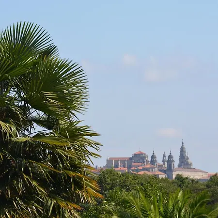 Compostela - A Carballeira مكان تخييم سانتياغو دي كومبوستيلا
